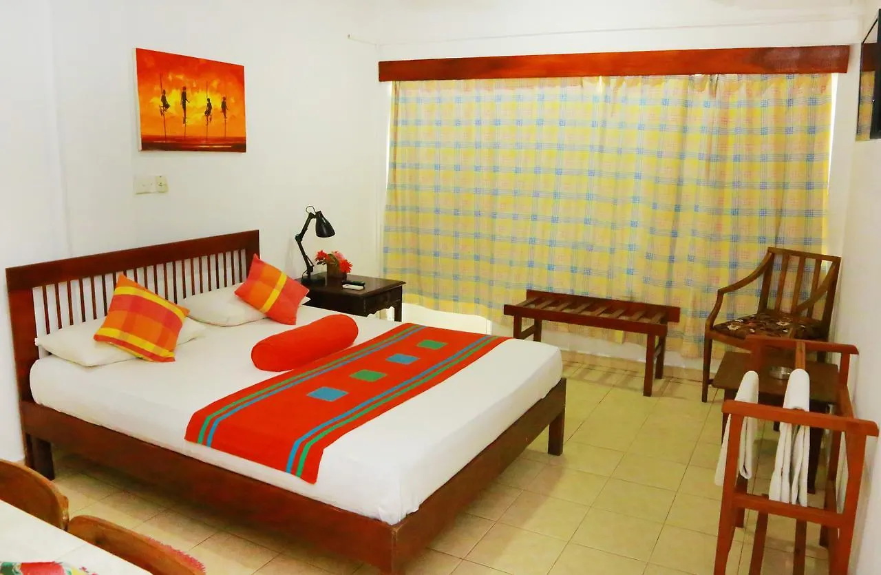 Hotel Ranveli Beach Resort Dehiwala-Mount Lavinia