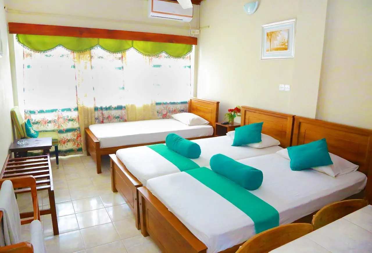 Ranveli Beach Resort Dehiwala-Mount Lavinia 3*,  Sri Lanka