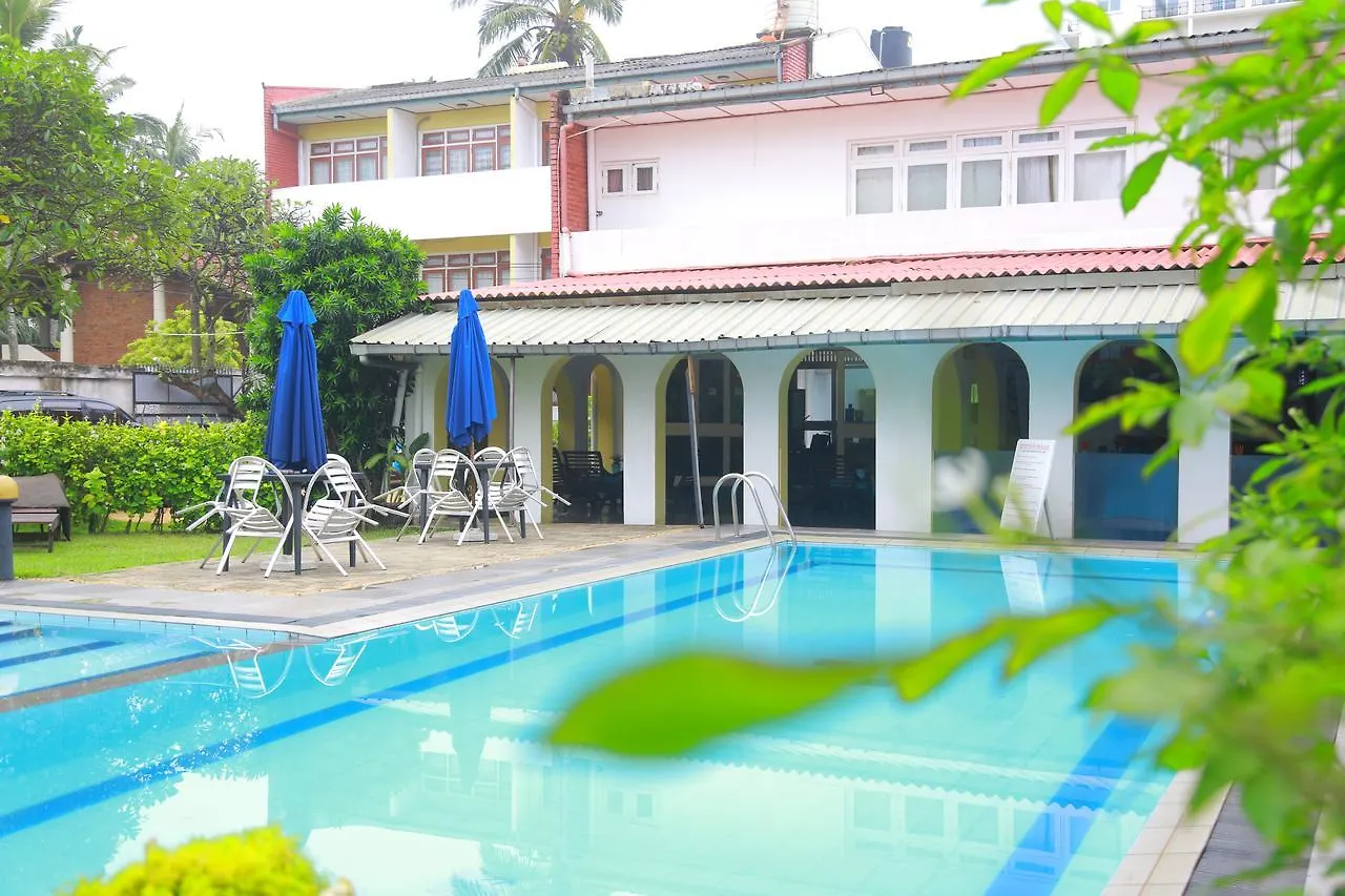 Hotel Ranveli Beach Resort Dehiwala-Mount Lavinia