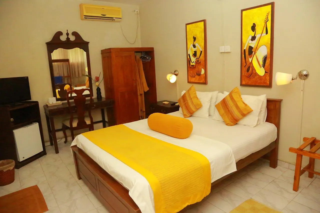 Hotel Ranveli Beach Resort Dehiwala-Mount Lavinia